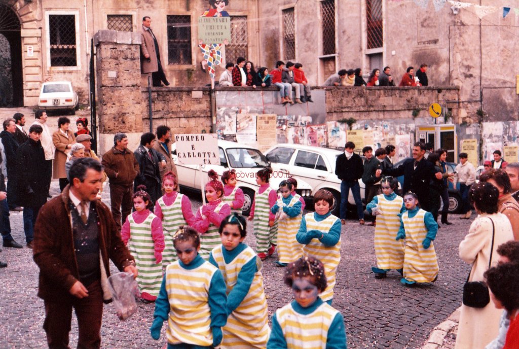 Vicovaro - Carnevale 1986 - Gruppi di bambini